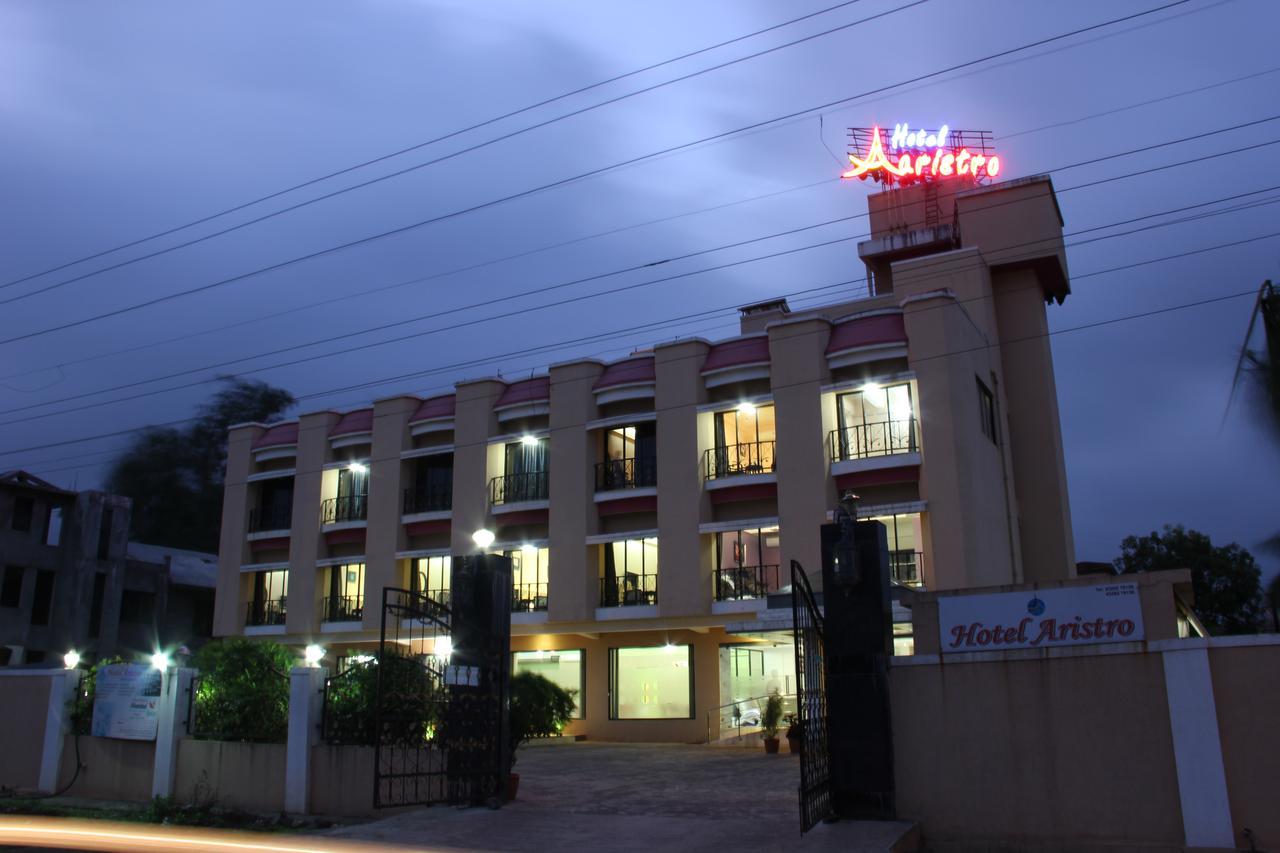 Hotel Aristro Lonavala Εξωτερικό φωτογραφία