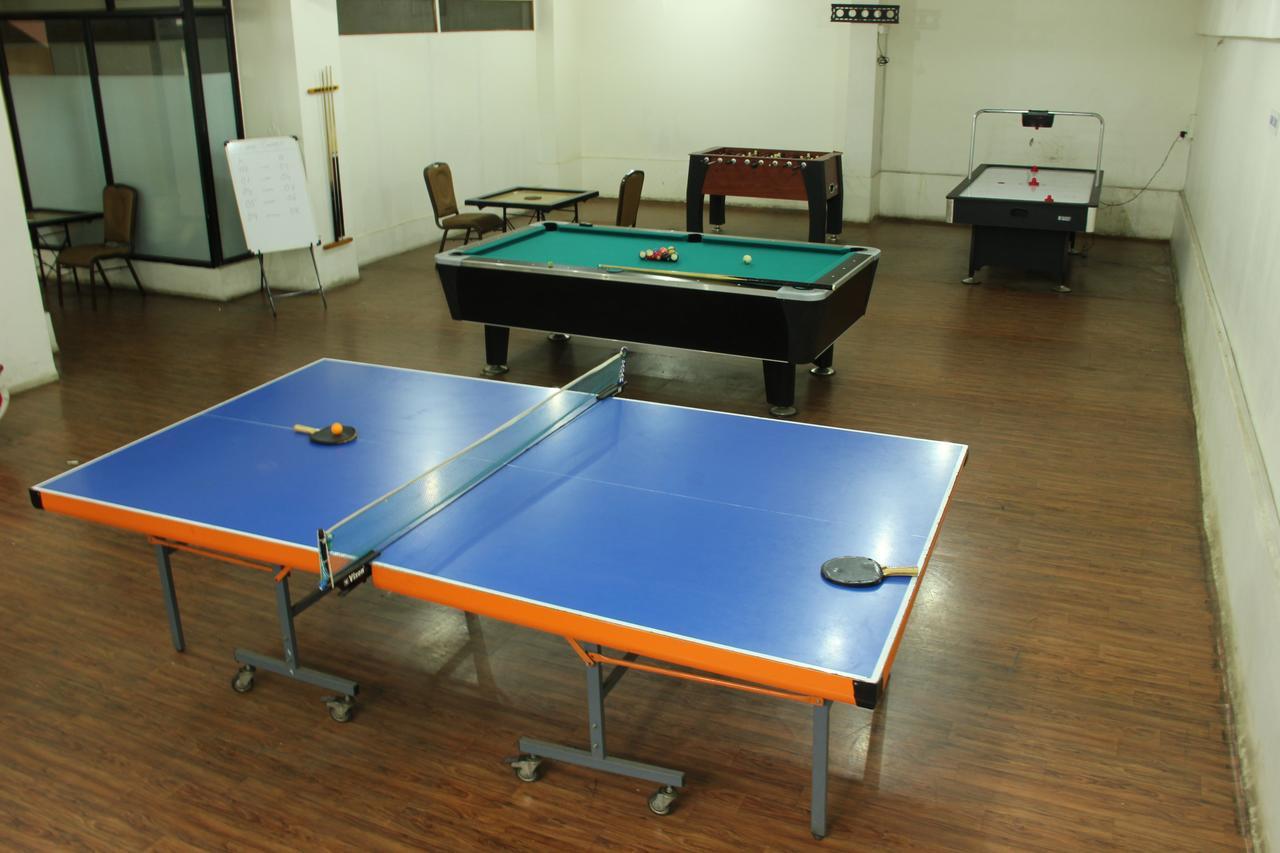 Hotel Aristro Lonavala Εξωτερικό φωτογραφία