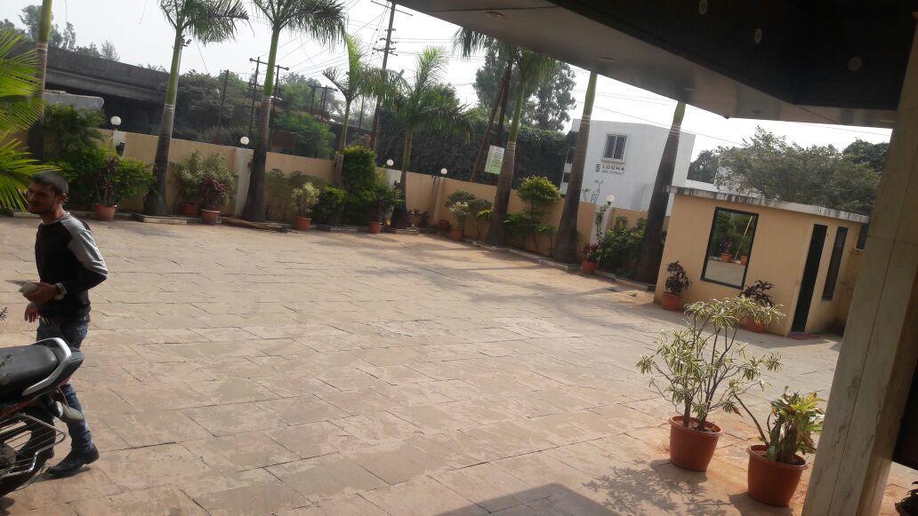 Hotel Aristro Lonavala Εξωτερικό φωτογραφία