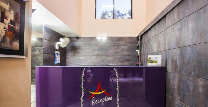 Hotel Aristro Lonavala Εξωτερικό φωτογραφία