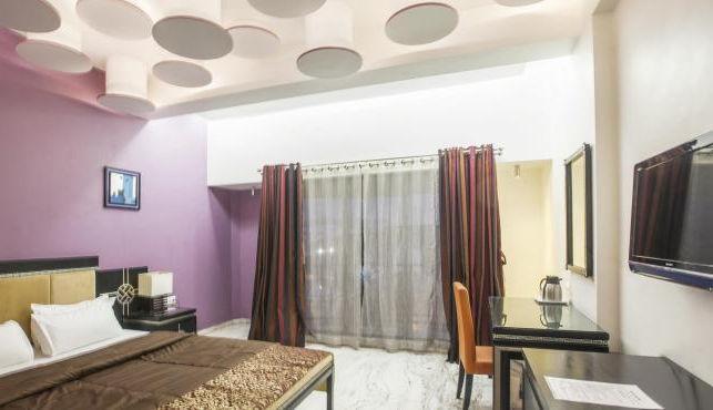 Hotel Aristro Lonavala Εξωτερικό φωτογραφία
